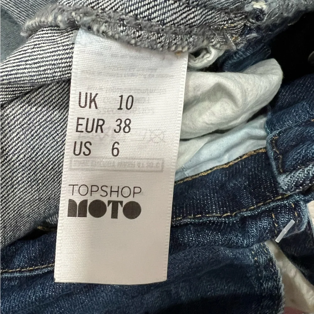 Topshop women overall denim shorts‎ size 6